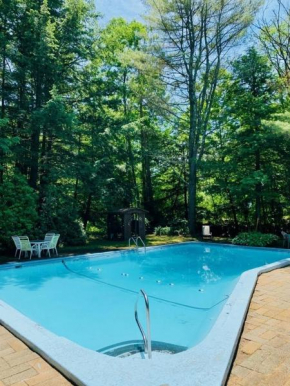 Stay Berkshires - A Country Inn  Уильямстаун